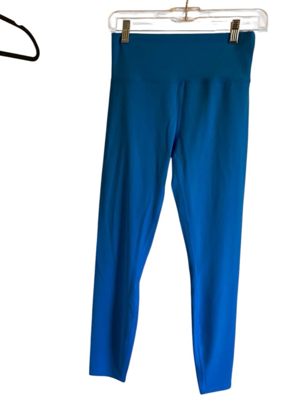 NWT Vuori all the feels leggings & bra set REGATTA BLUE Size M - Picture 3 of 6